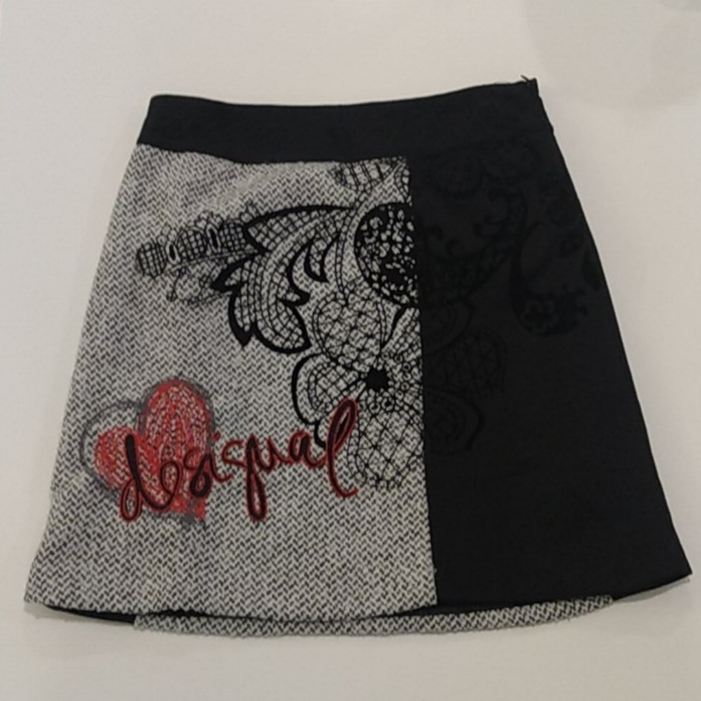 Unique Desigual Skirt with excuisite detail